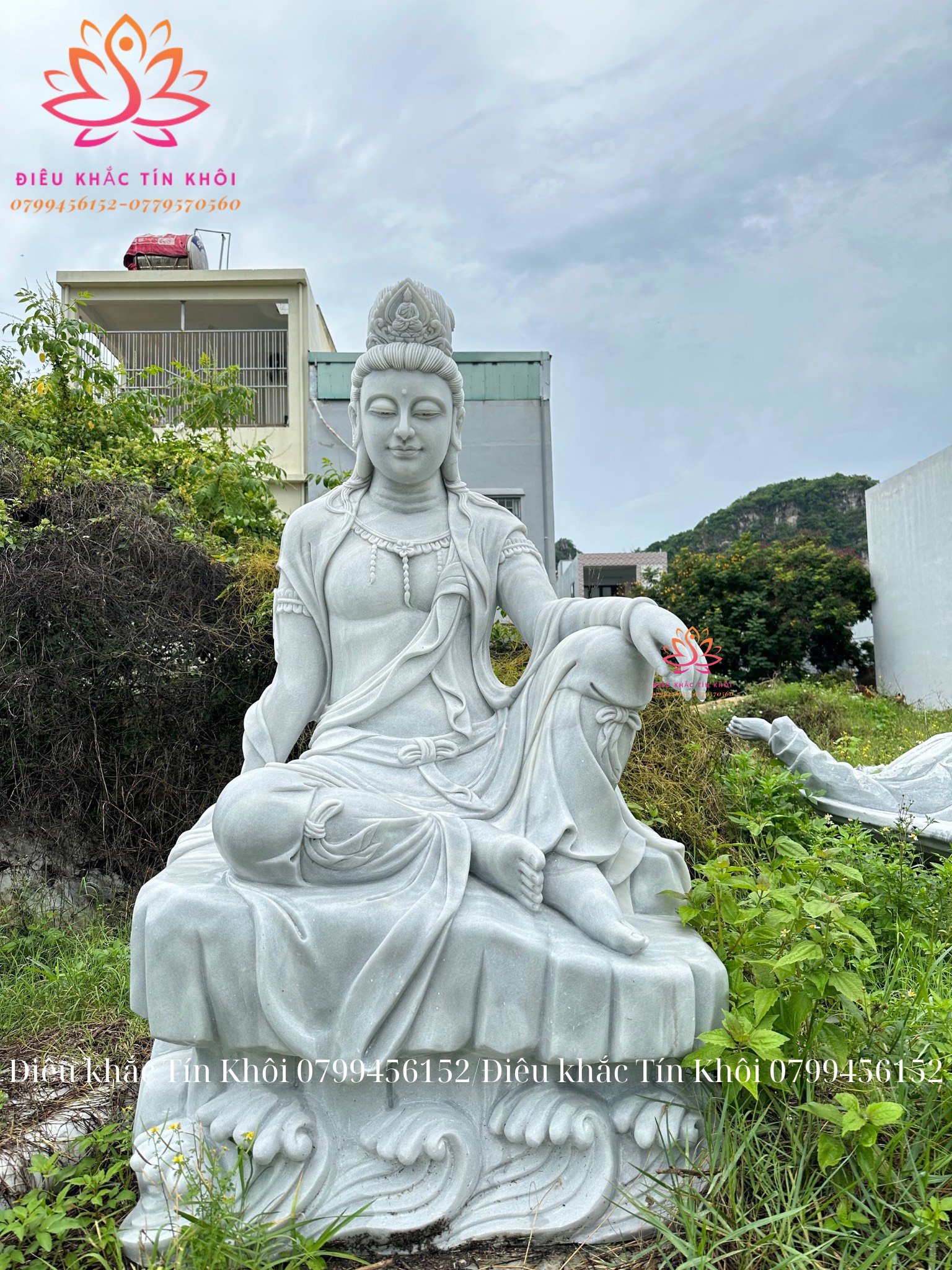 Tượng Quan Âm Tự Tại Bằng Đá