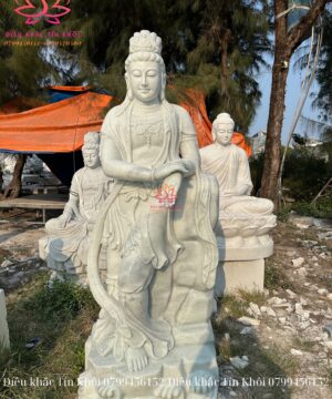 Tượng Quan Âm Tự Tại Bằng Đá
