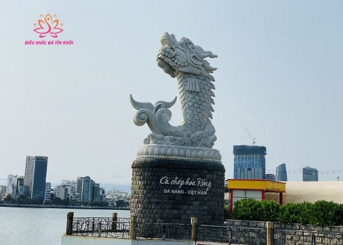 gia-tuong-ca-chep-hoa-rong 