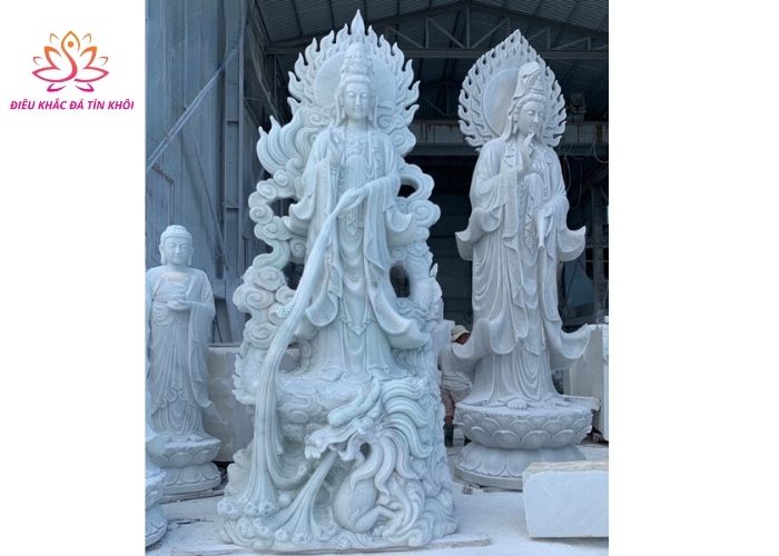 gia-tuong-quan-am-ngu-long