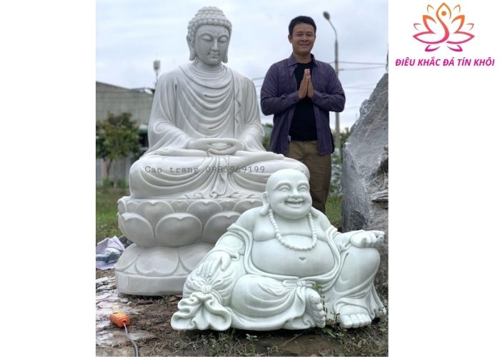 Cửa hàng tượng Phật Thích Ca