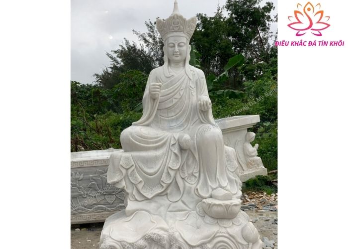 Tượng Địa Tạng Vương Bồ Tát ngồi bằng đá