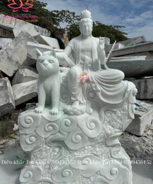 Tượng Quan Âm Hoá Thân 12 Con Giáp Đá