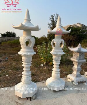 Chân Đèn Bằng Đá