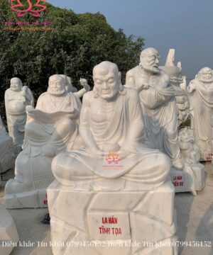 tượng 18 vị la hán bằng đá